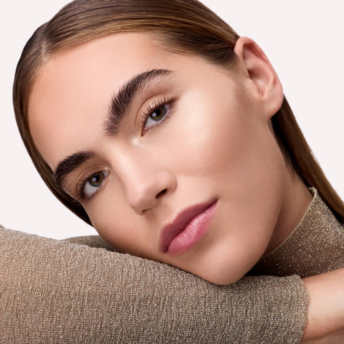 Aura Glam Bouncy Highlighter - Image 5