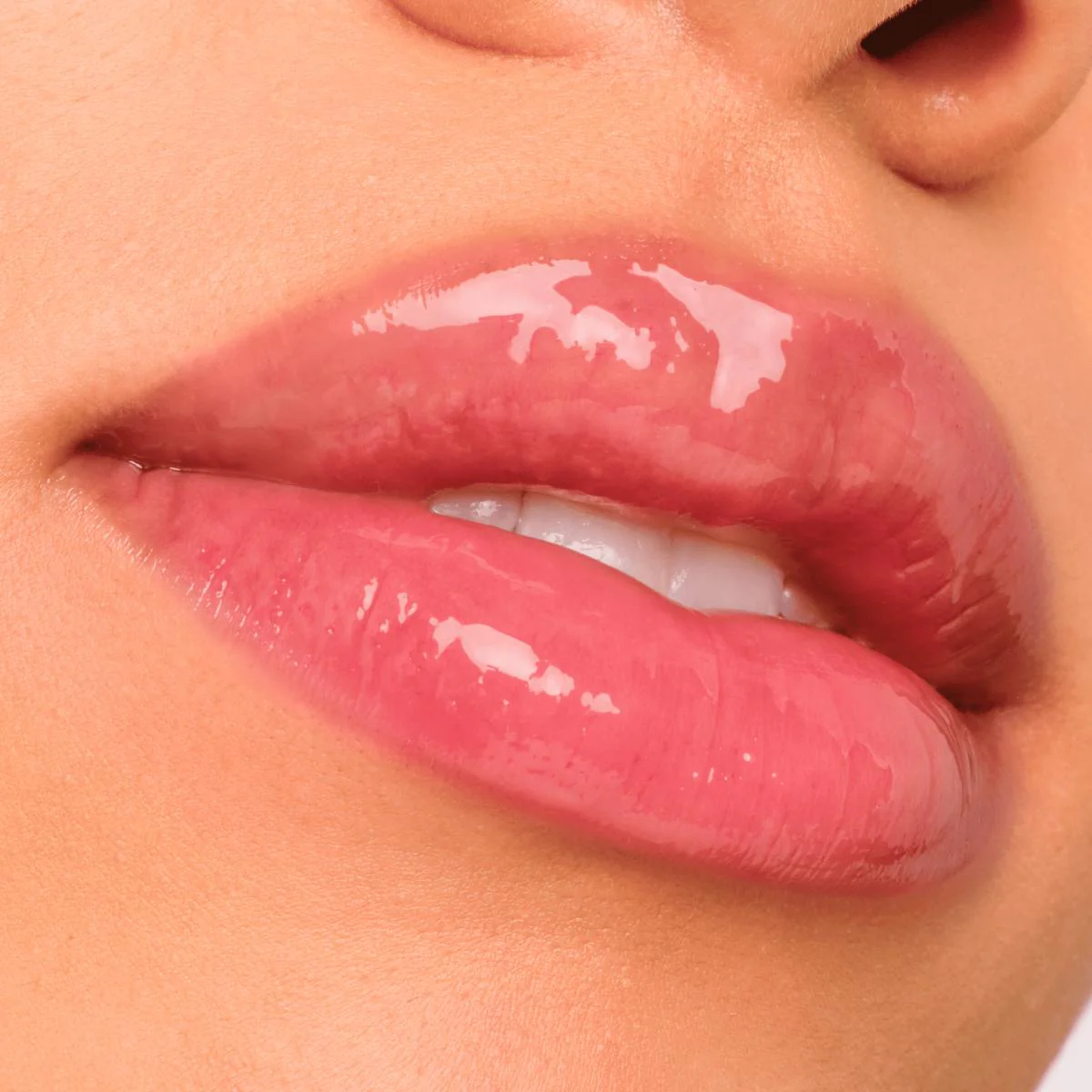 Filler Supreme Lip Gloss - Image 19