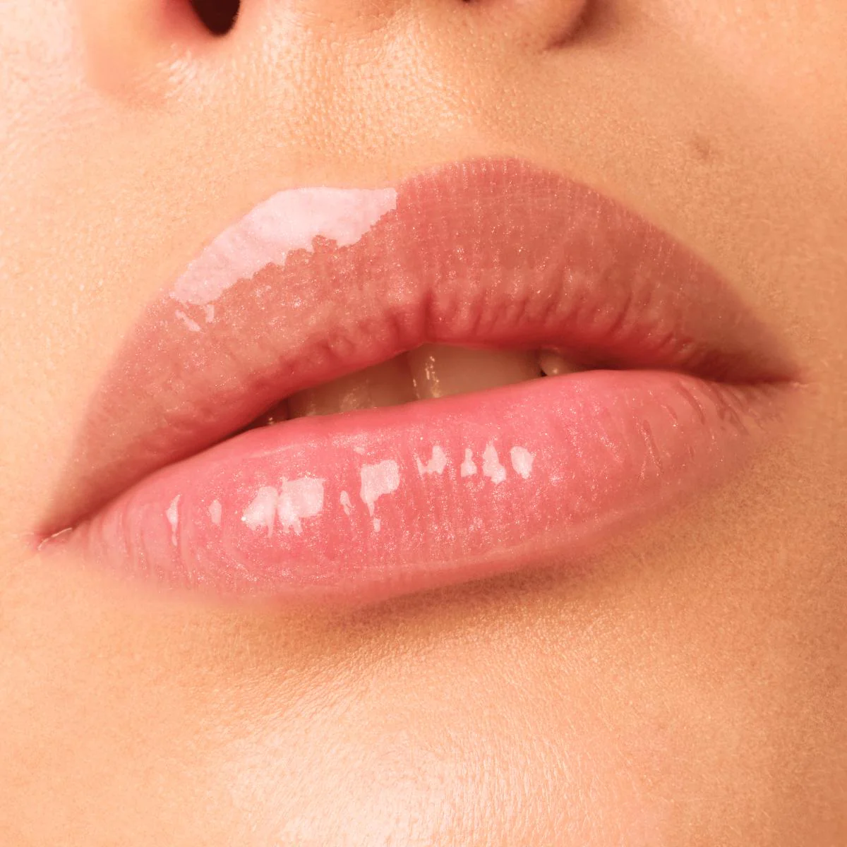 Filler Supreme Lip Gloss - Image 4