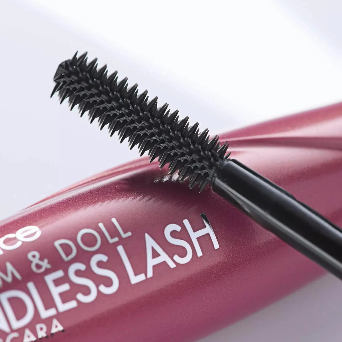 Glam & Doll Endless Lash Mascara - Image 8
