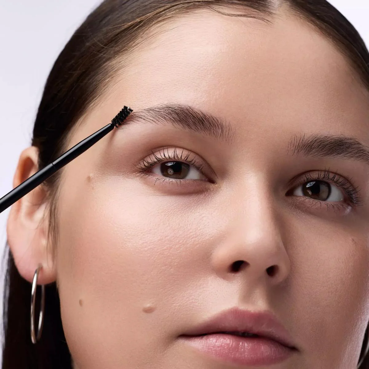 Lift Up Brow Styling Brush - Image 4