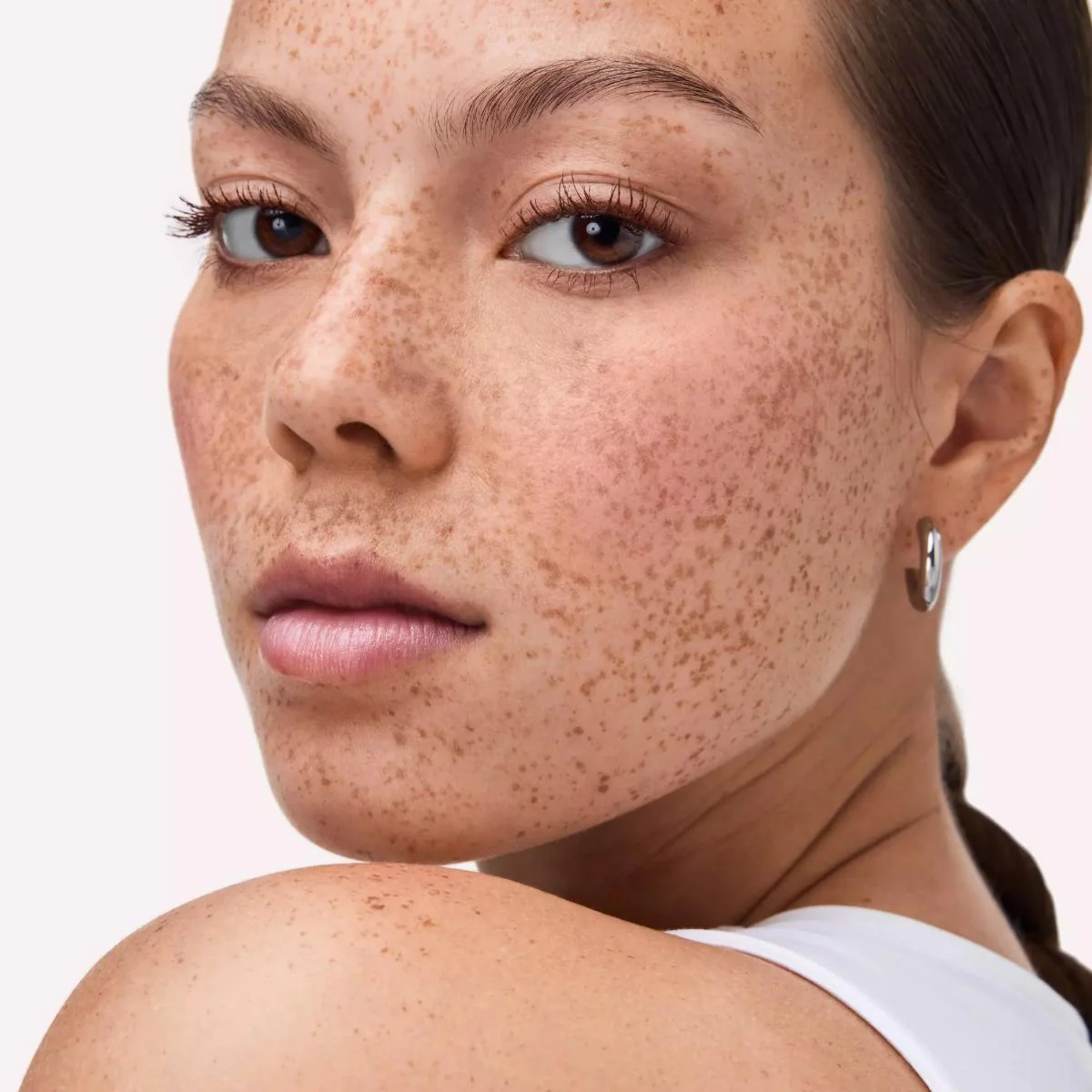 Soft Glam Baked Blush - Image 18