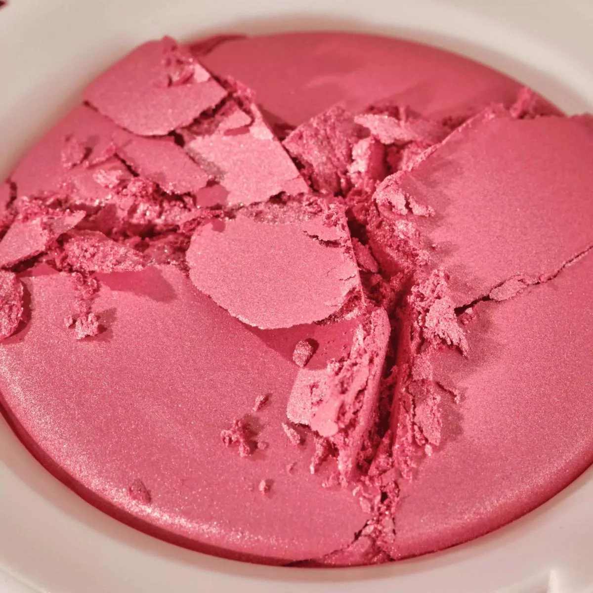 Soft Glam Baked Blush - Image 19