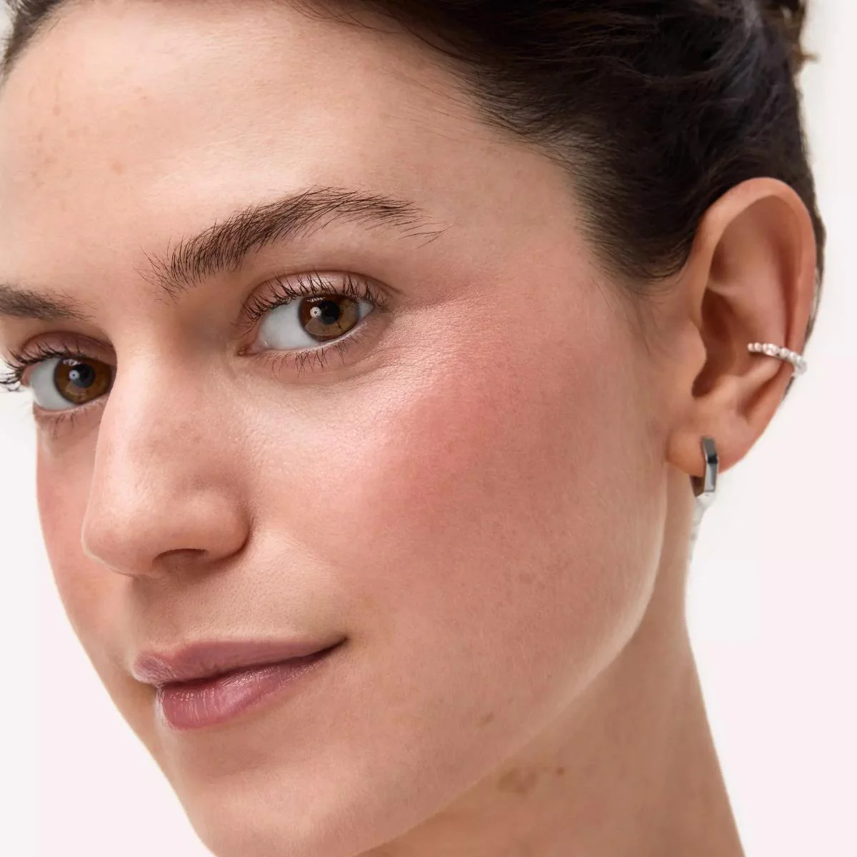 Soft Glam Baked Blush - Image 3