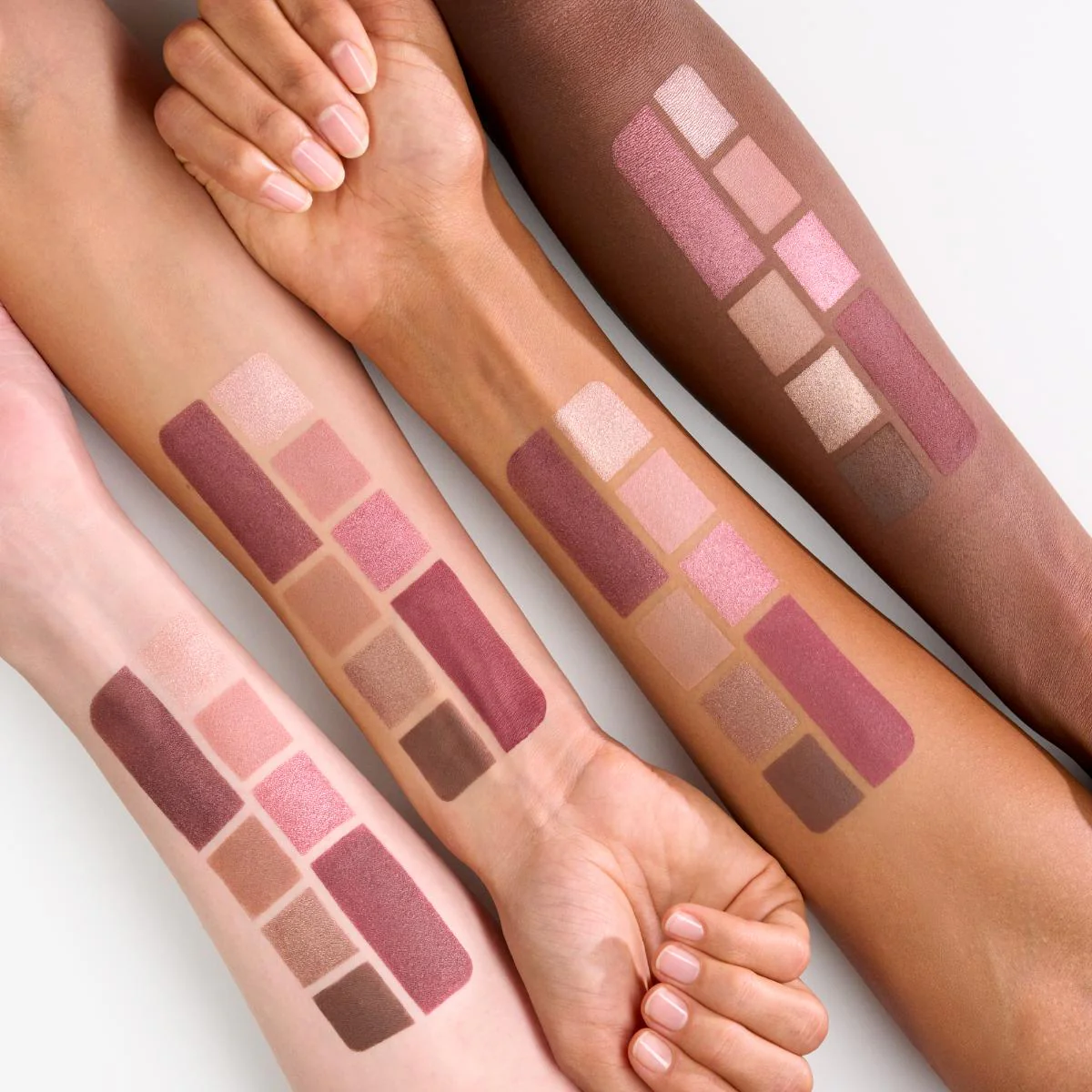 The Deep Velvet Eyeshadow Palette - Image 3