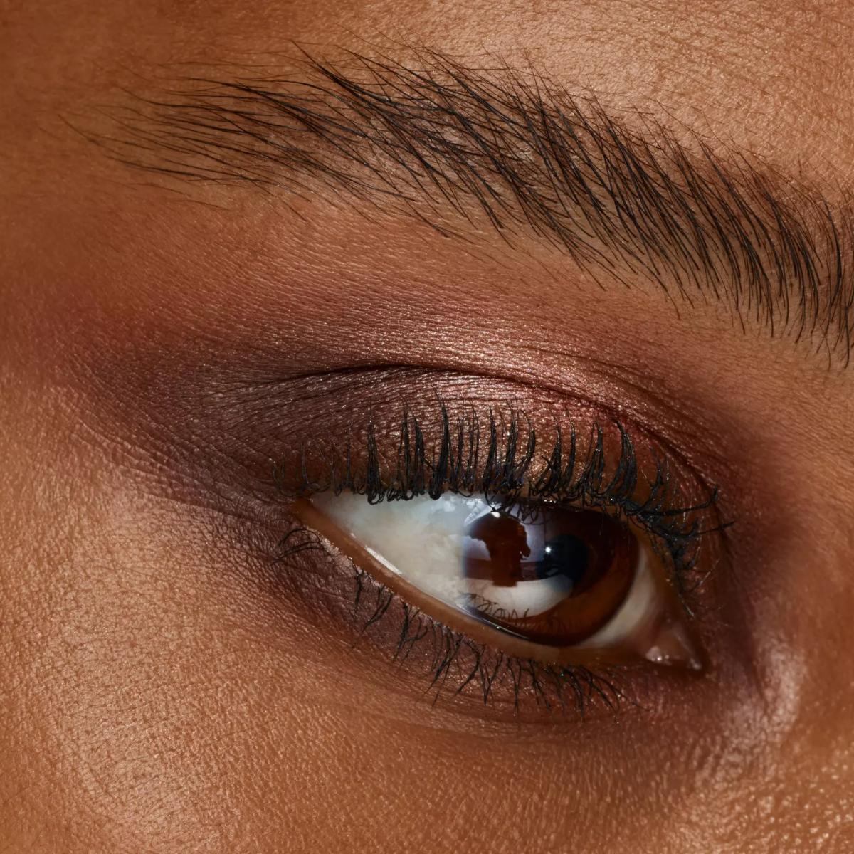 The Electric Rose Eyeshadow Palette - Image 6