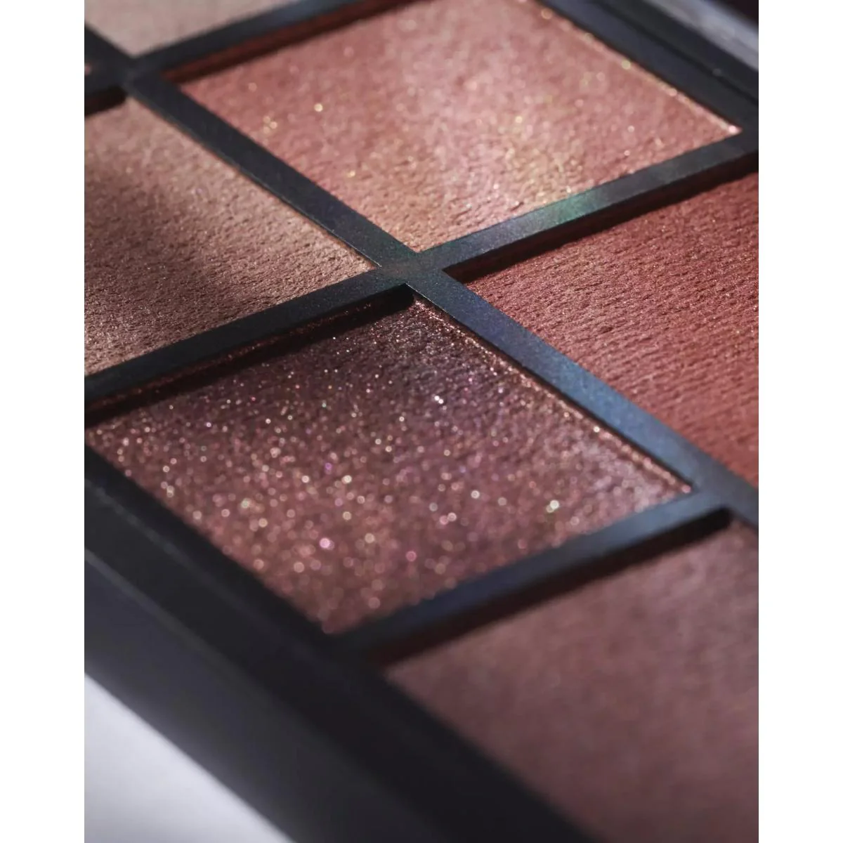 The Hot Mocca Eyeshadow Palette - Image 8