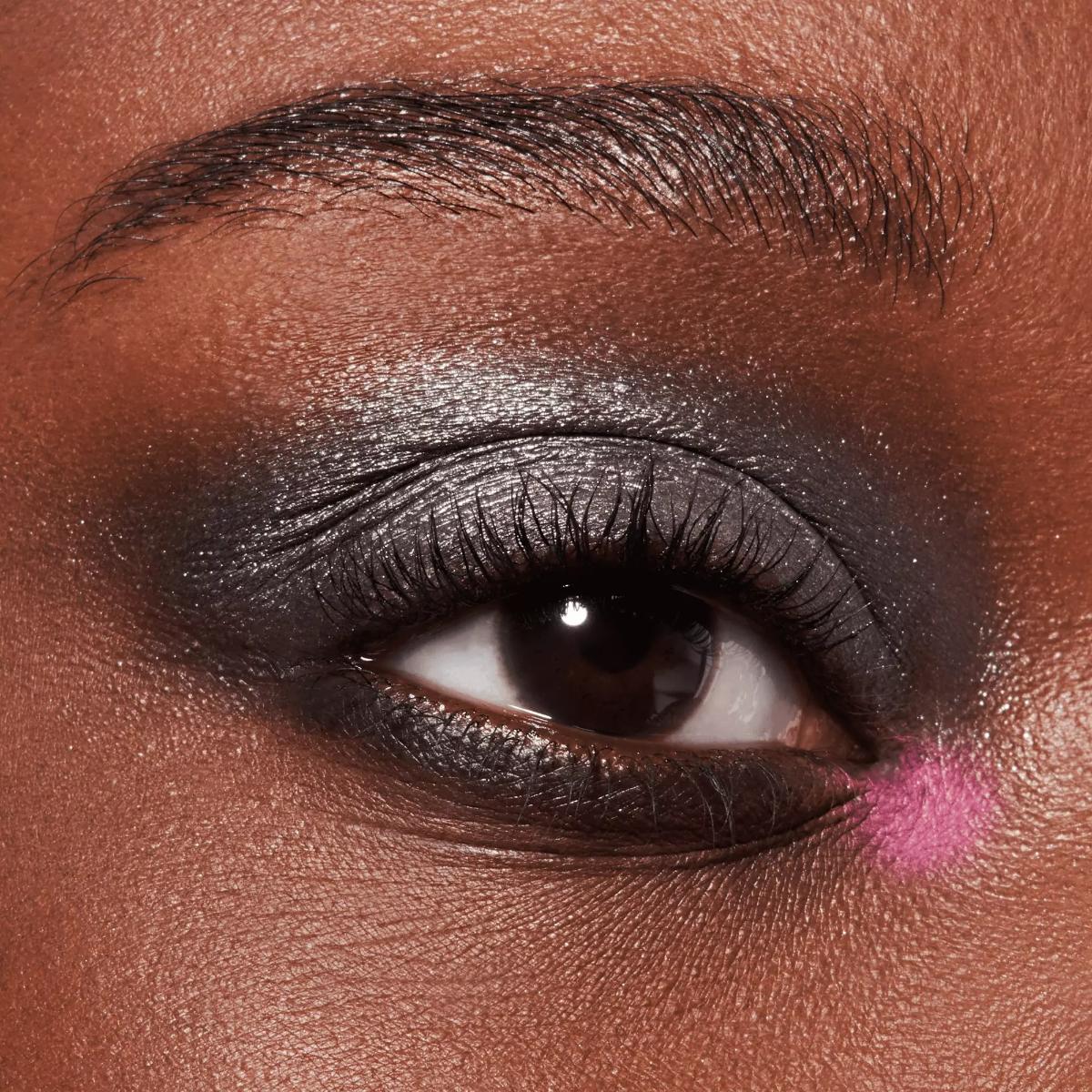 The Soft Peony Eyeshadow Palette - Image 5