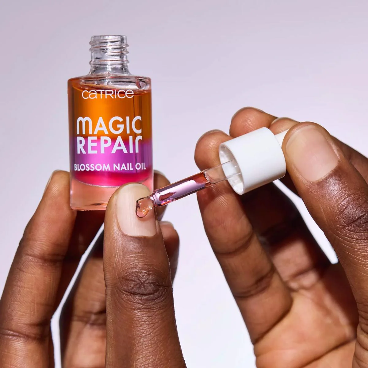 Magic Repair Blossom Nail Oil - Image 5