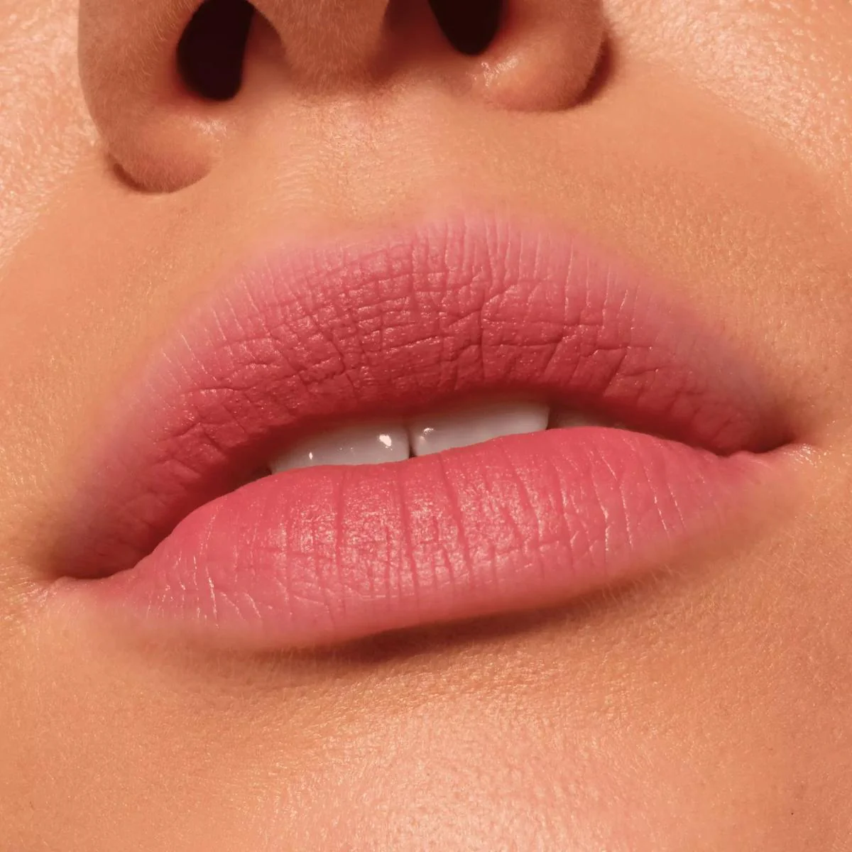 Pillow Like Matte Lip Mousse - Image 3