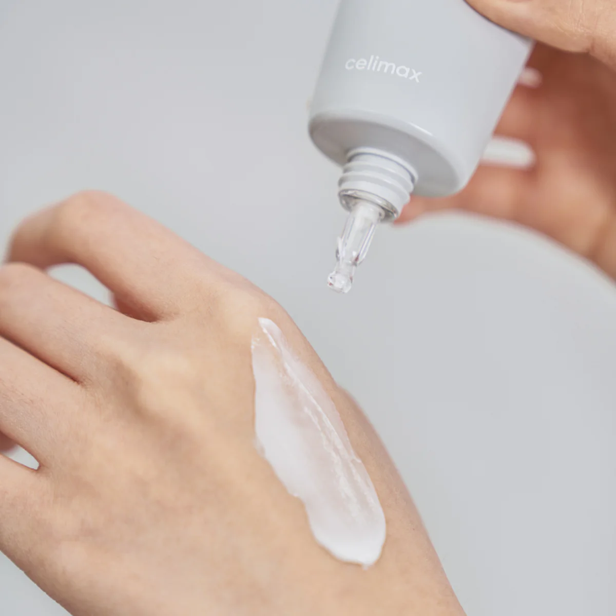 Dual Barrier Skin Wearable Cream - 50ml - Image 2