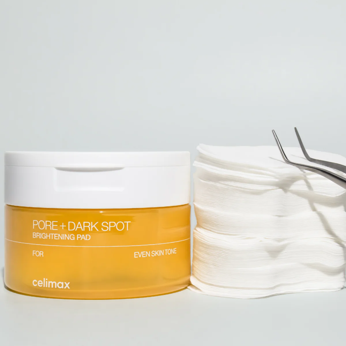 Pore & Dark Spot 40 PC Brightening Pads - Image 4