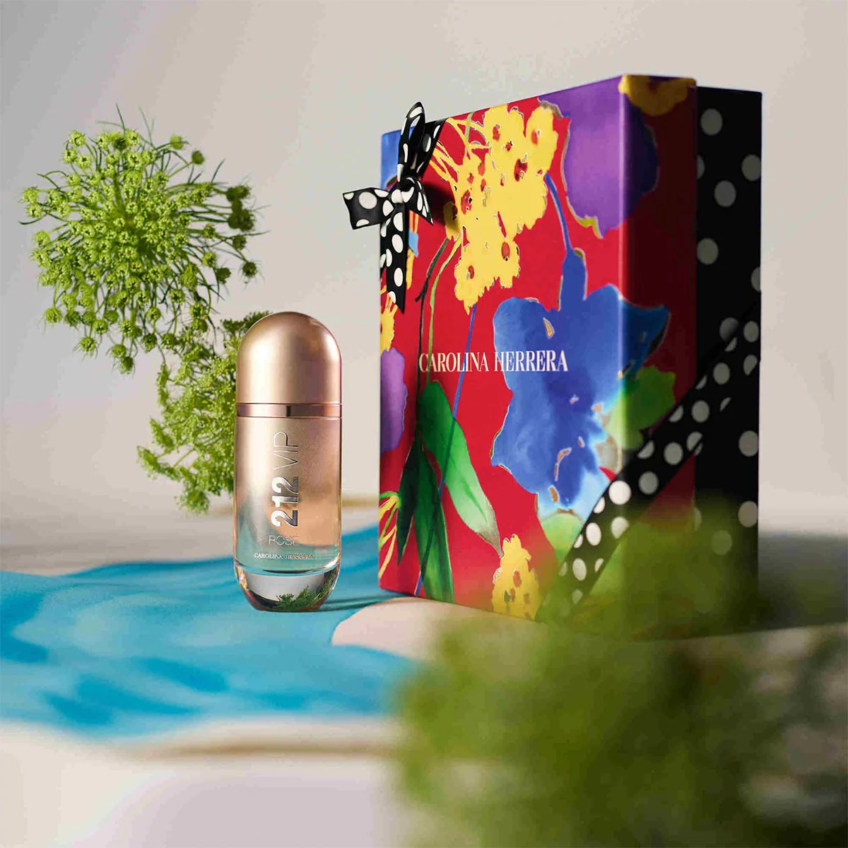 212 VIP Rosé Eau de Parfum Giftset - Image 2