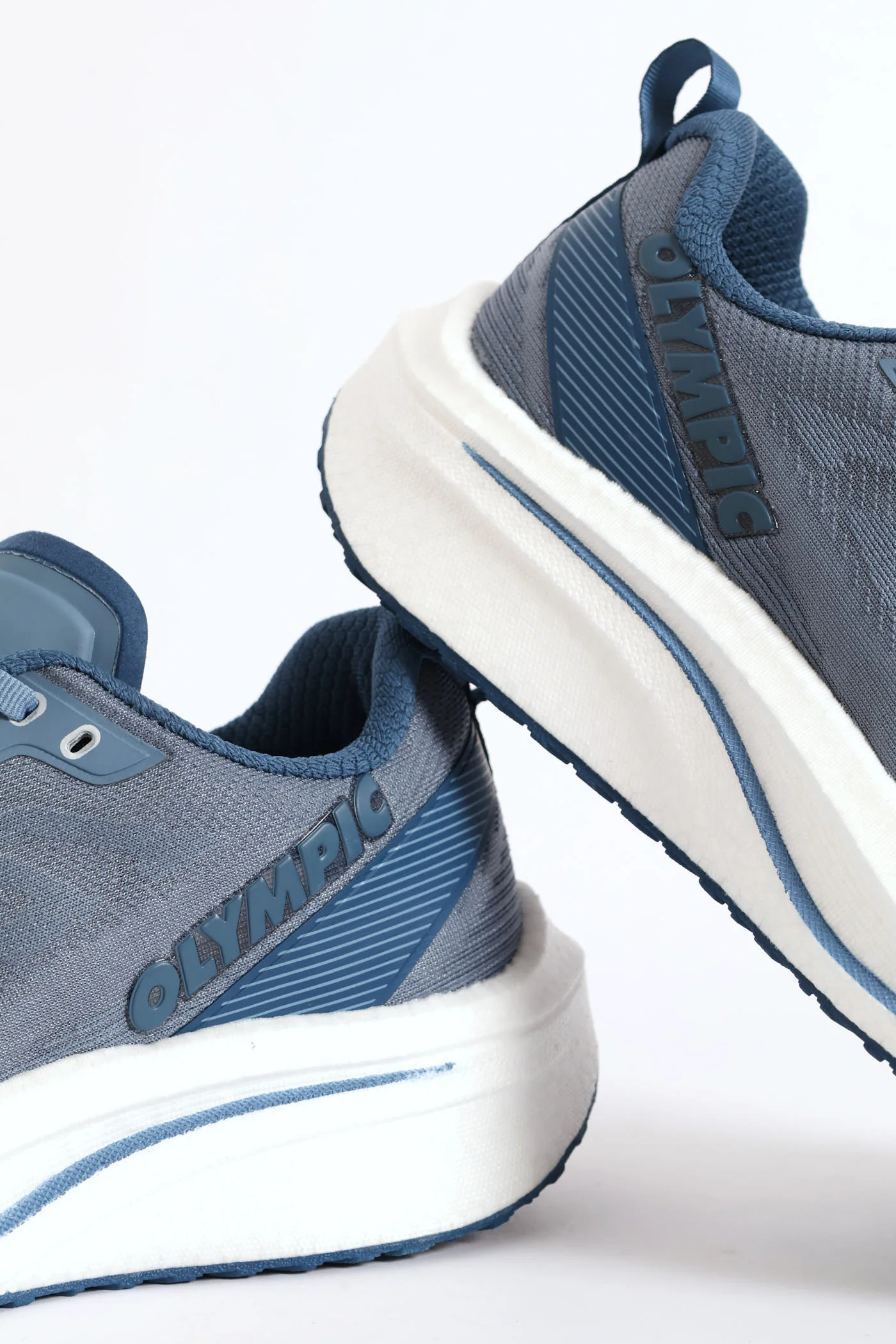 Challenger Lace Up Trainer - Grey/White - Image 2
