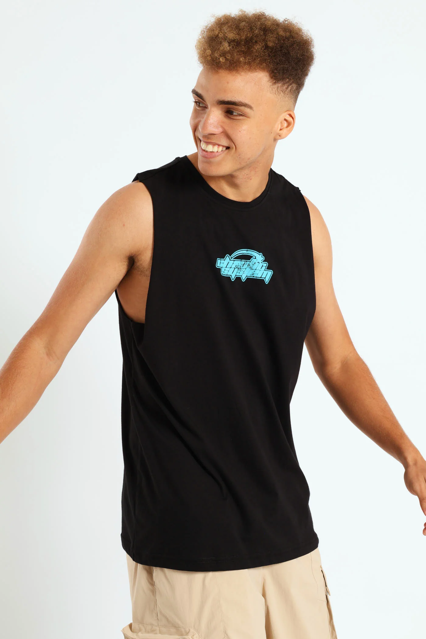 Chaotic Muscle Hugger Tee - Black - Image 3