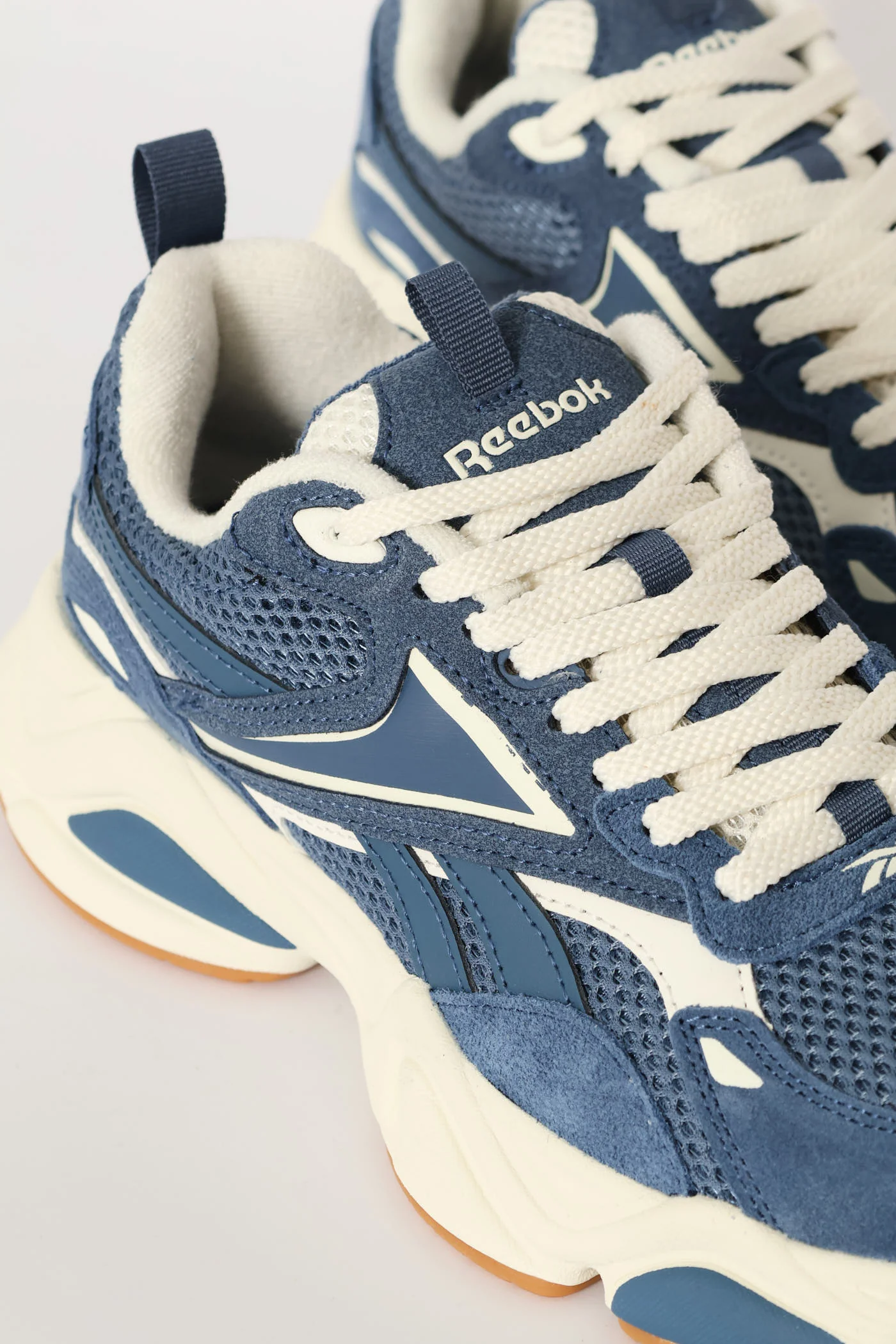 Charge Run Trainer - Blue - Image 3