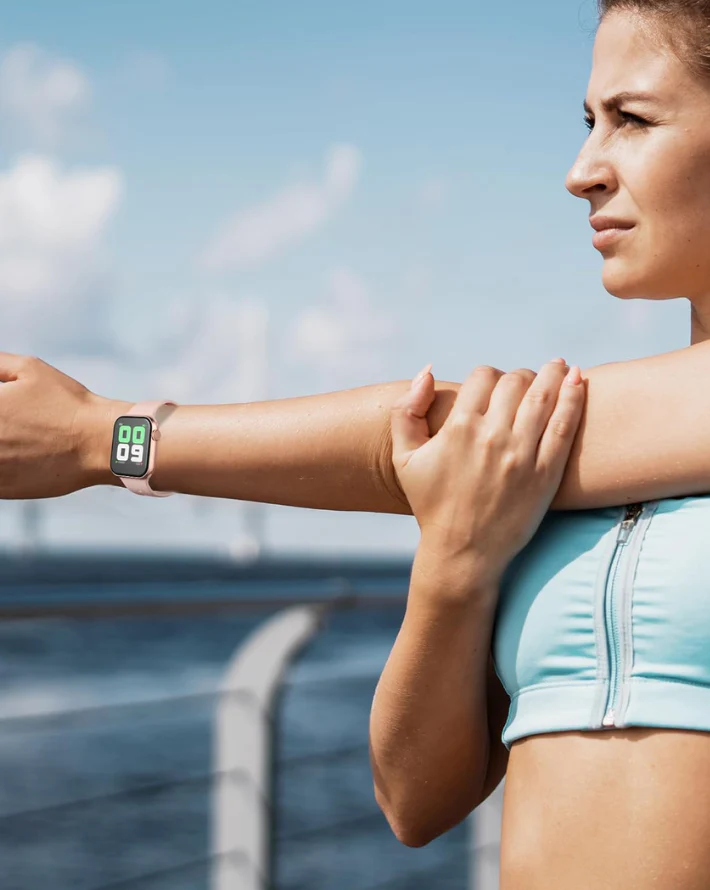 Chase Series Smart Fitness Watch Gold - Image 6