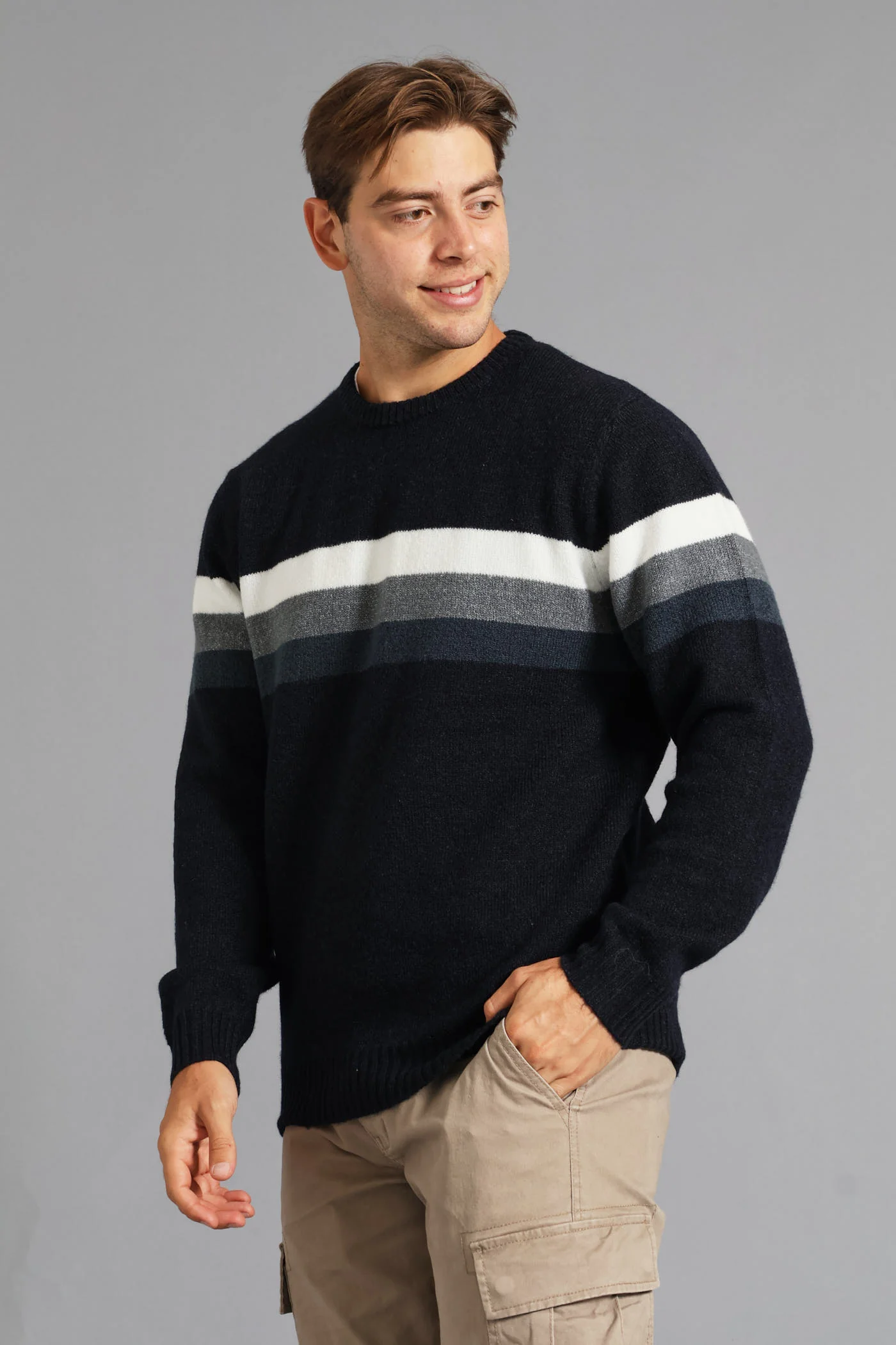 Chest Stripe Crew Knitwear - Navy - Image 4