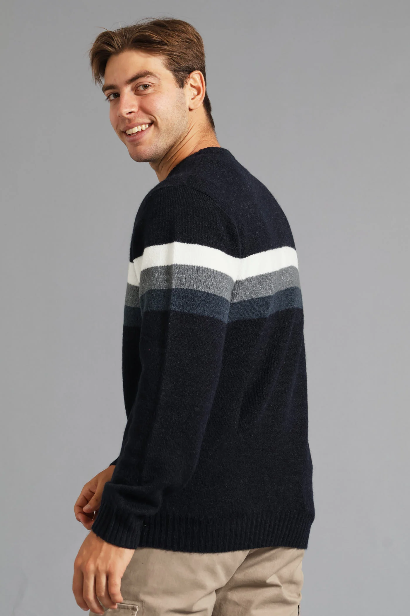 Chest Stripe Crew Knitwear - Navy - Image 5