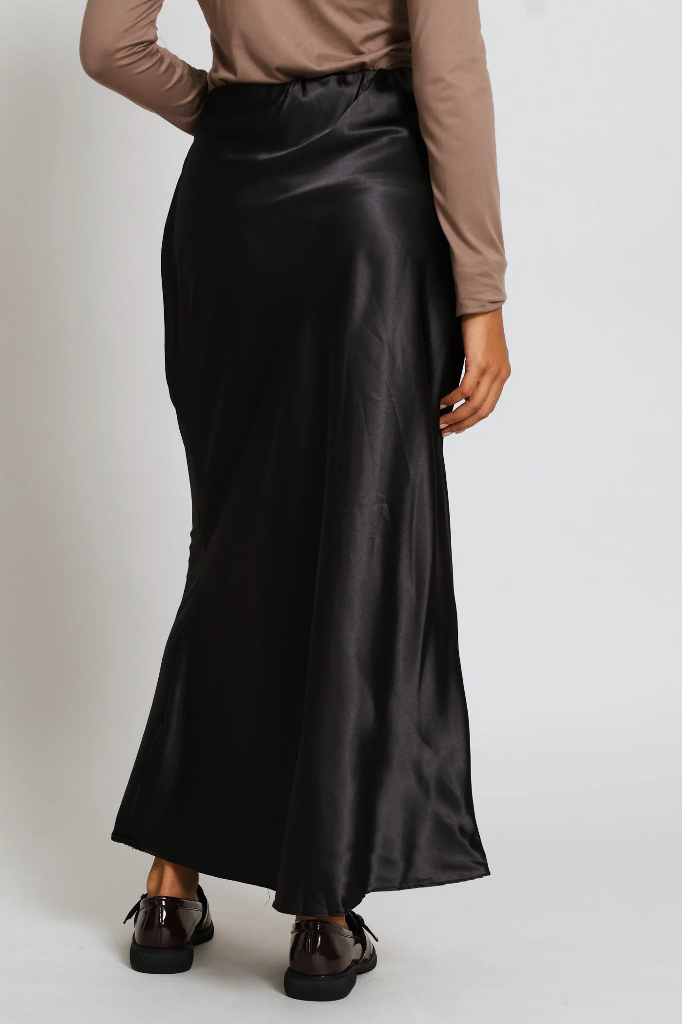 Classic Bias Cut Midi Skirt - Black - Image 4