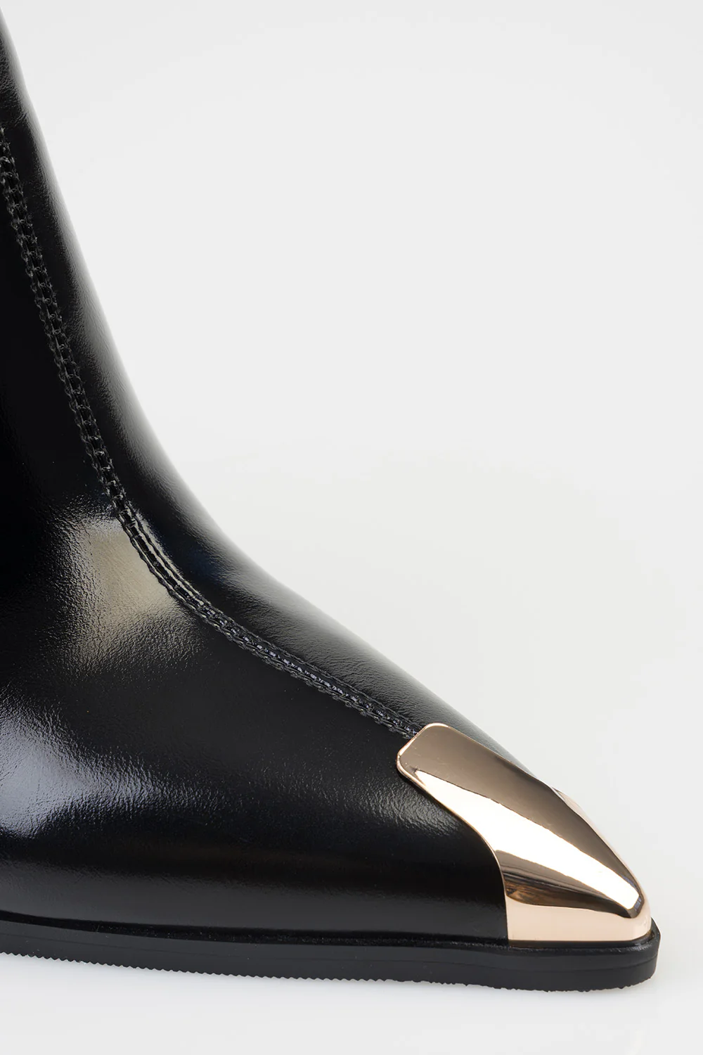 Clause Pointed Toe Block Heel Boot - Black - Image 6