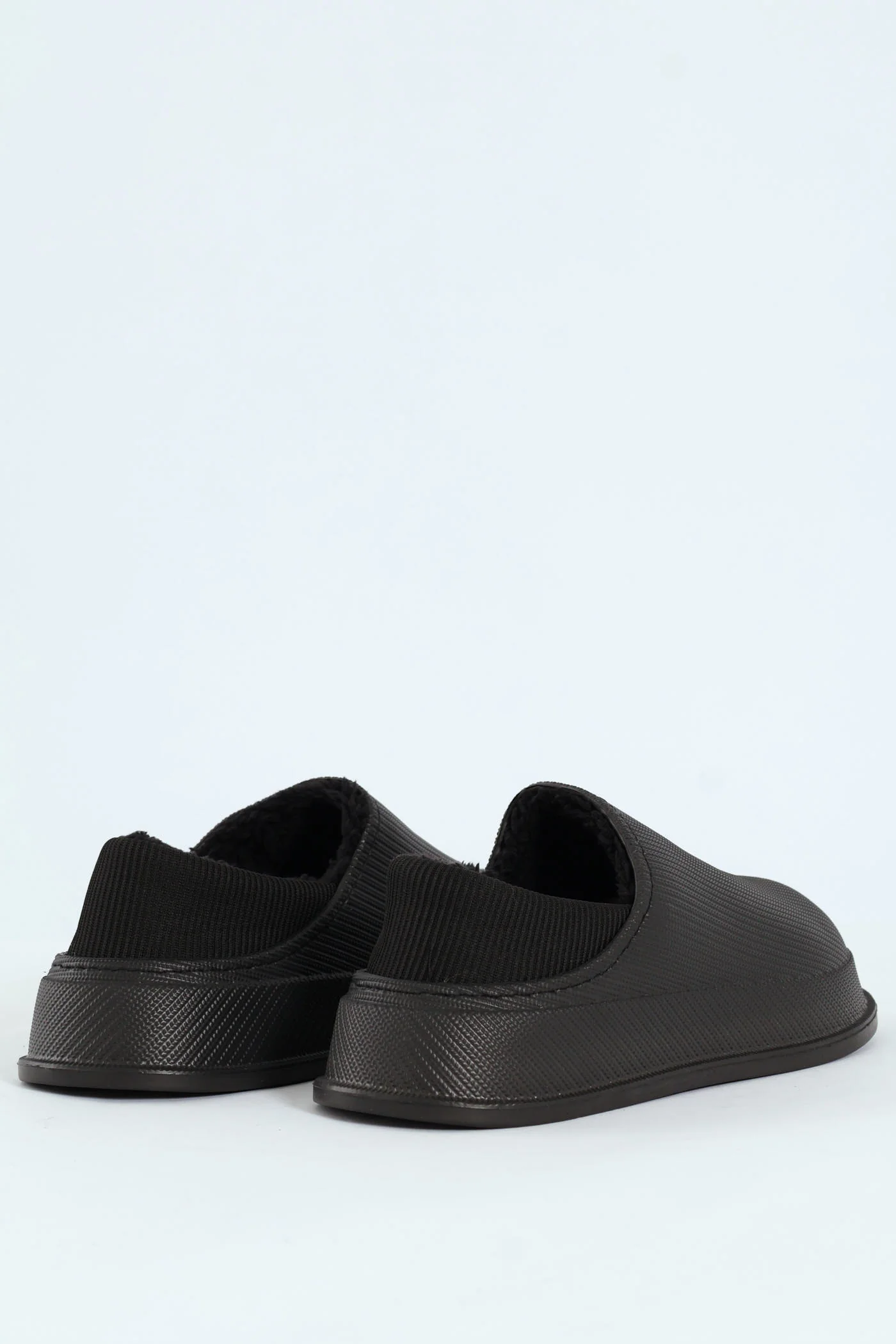 Closed Back Clog Slipper - Black - Image 4