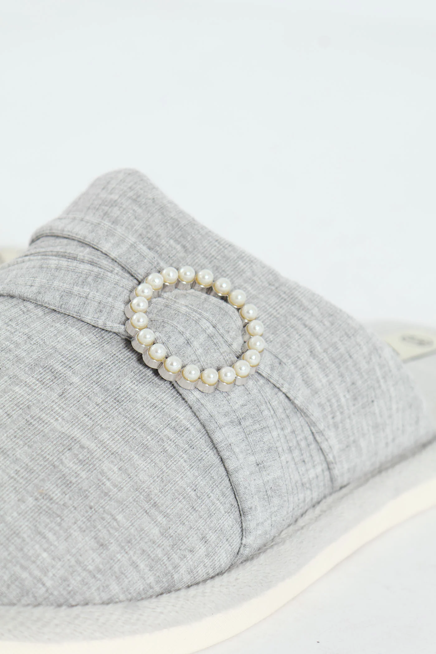 Closed Toe Slipper With Pearl Trim Detail - Grey - Image 2