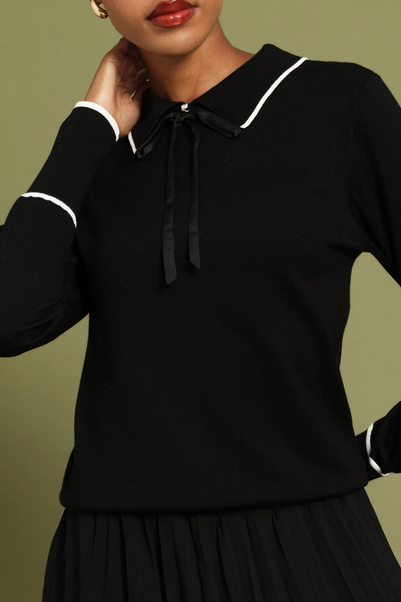 Collared Contrast Pullover - Black/White - Image 2
