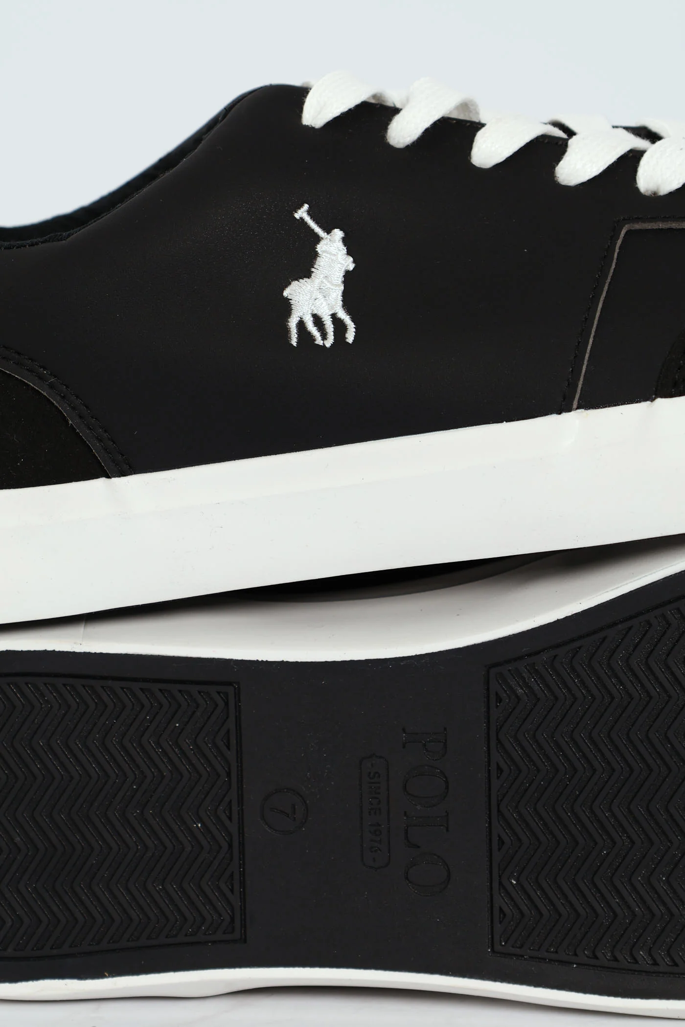 Colour Block Basic Sneaker - Black - Image 8