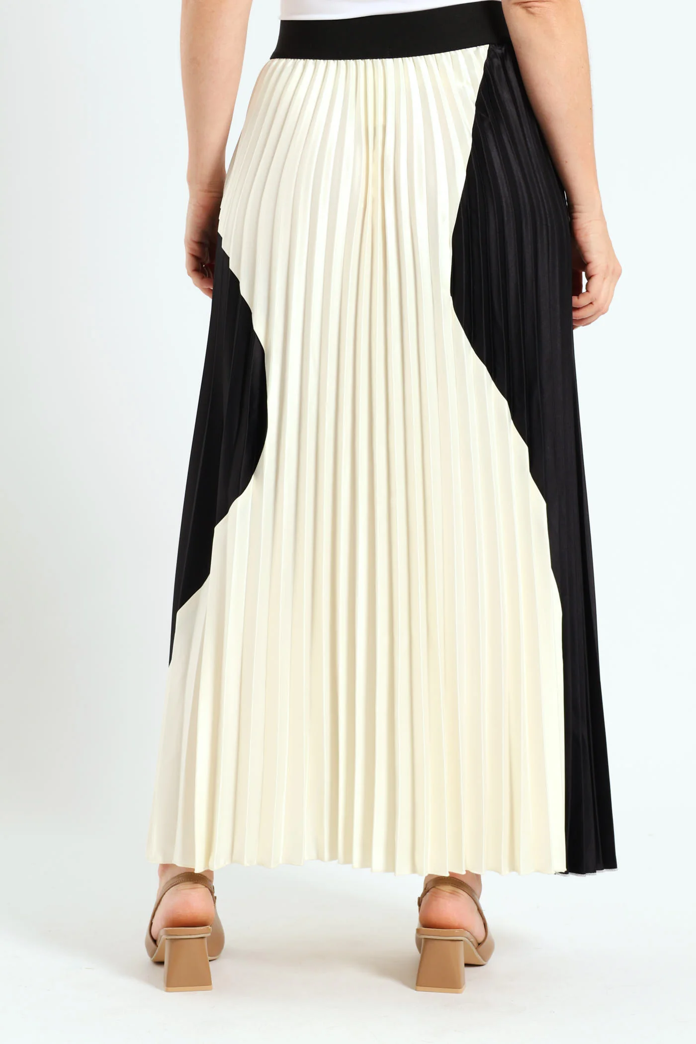 Colourblock Pleated Maxi Skirt - Black/White - Image 3
