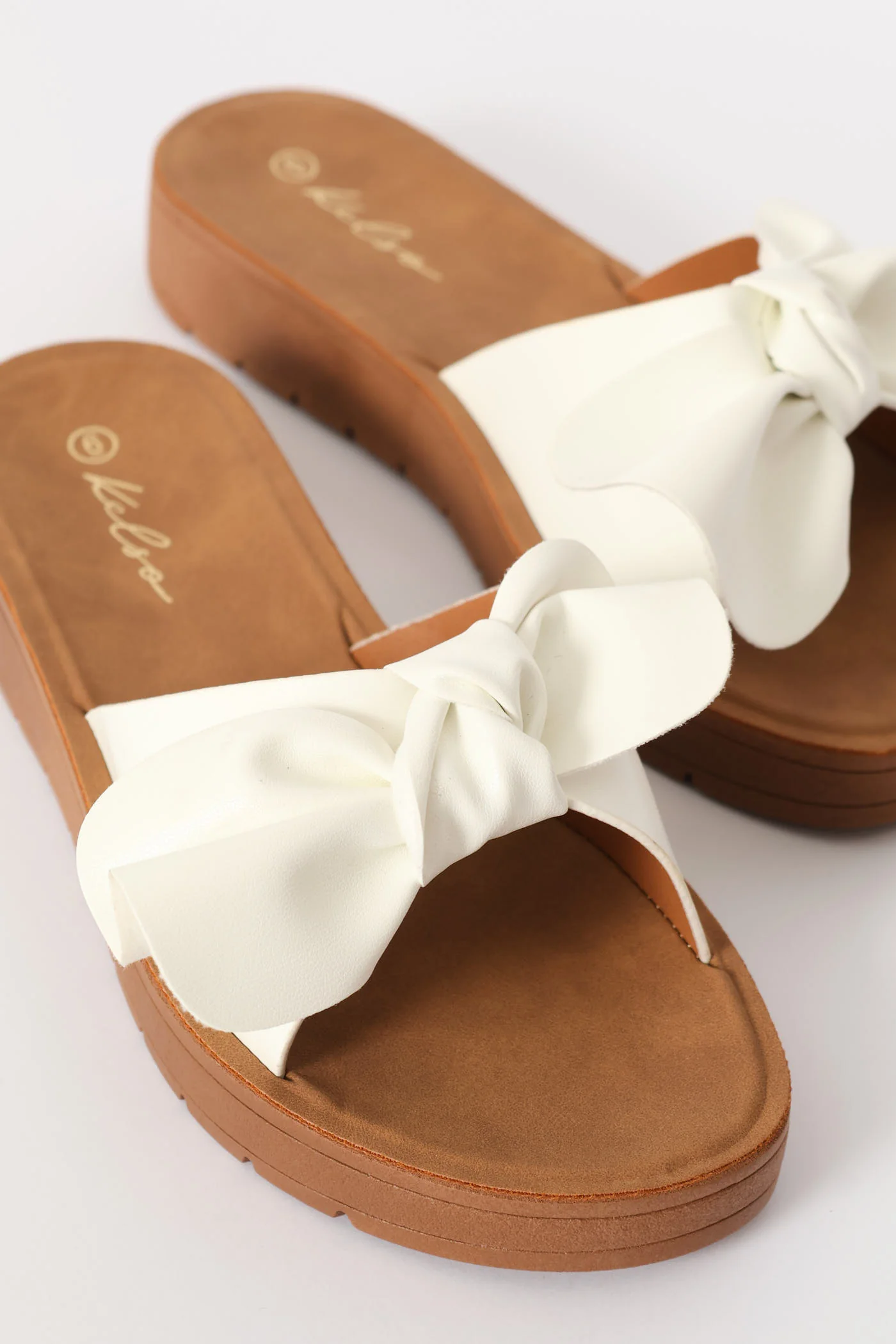 Comfort Sandal With Bow Detail - White - Image 2