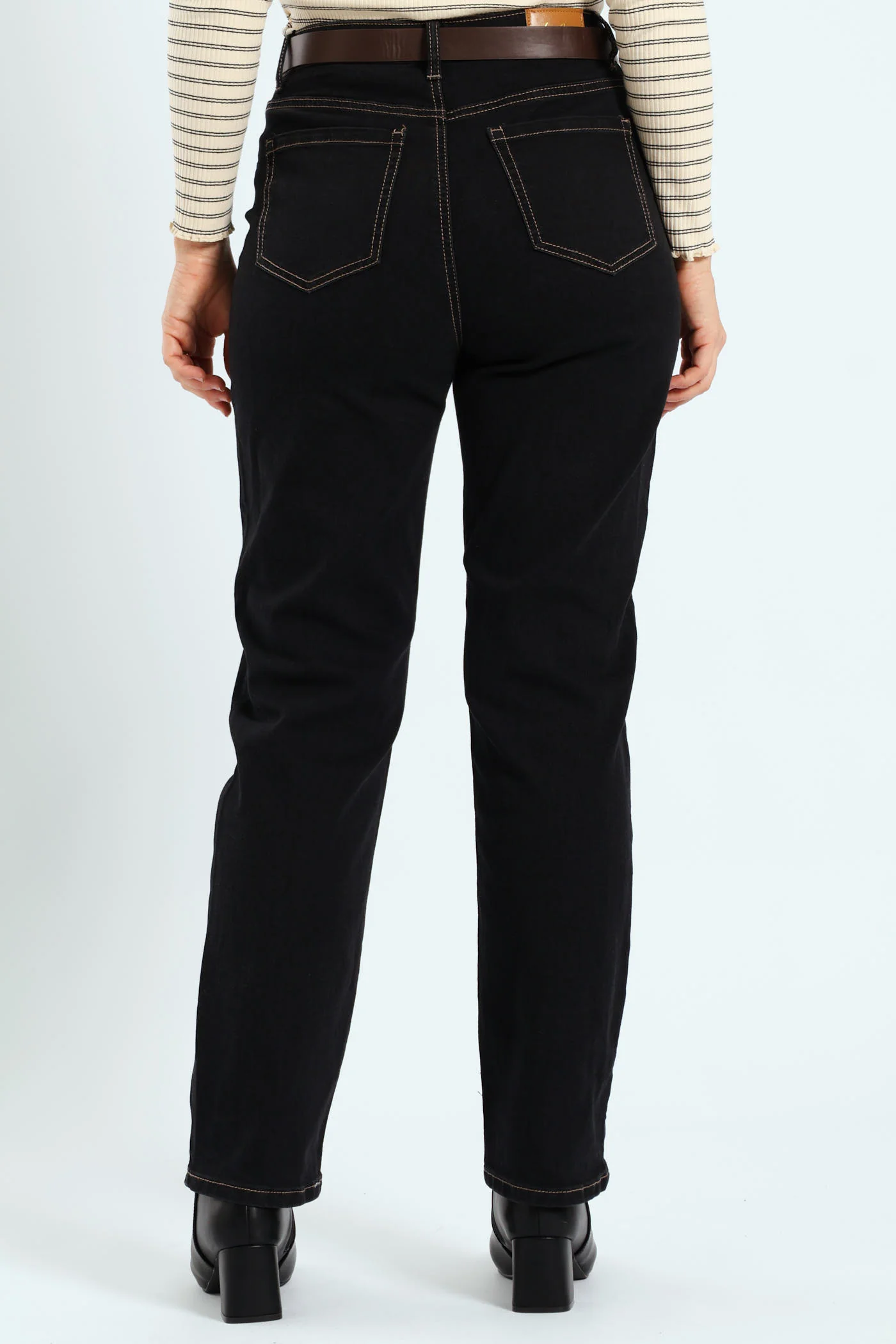 Contrast Stitch Patch Pocket Belted Straight Leg Jean - Black - Image 4