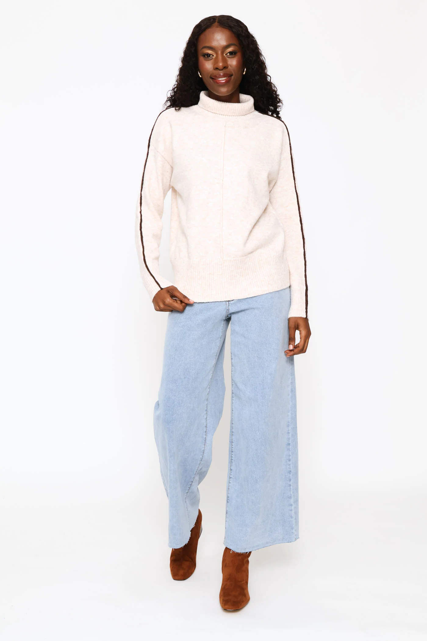 Contrast Stitching Boxy Turtle Neck Knitwear - Oatmeal - Image 6