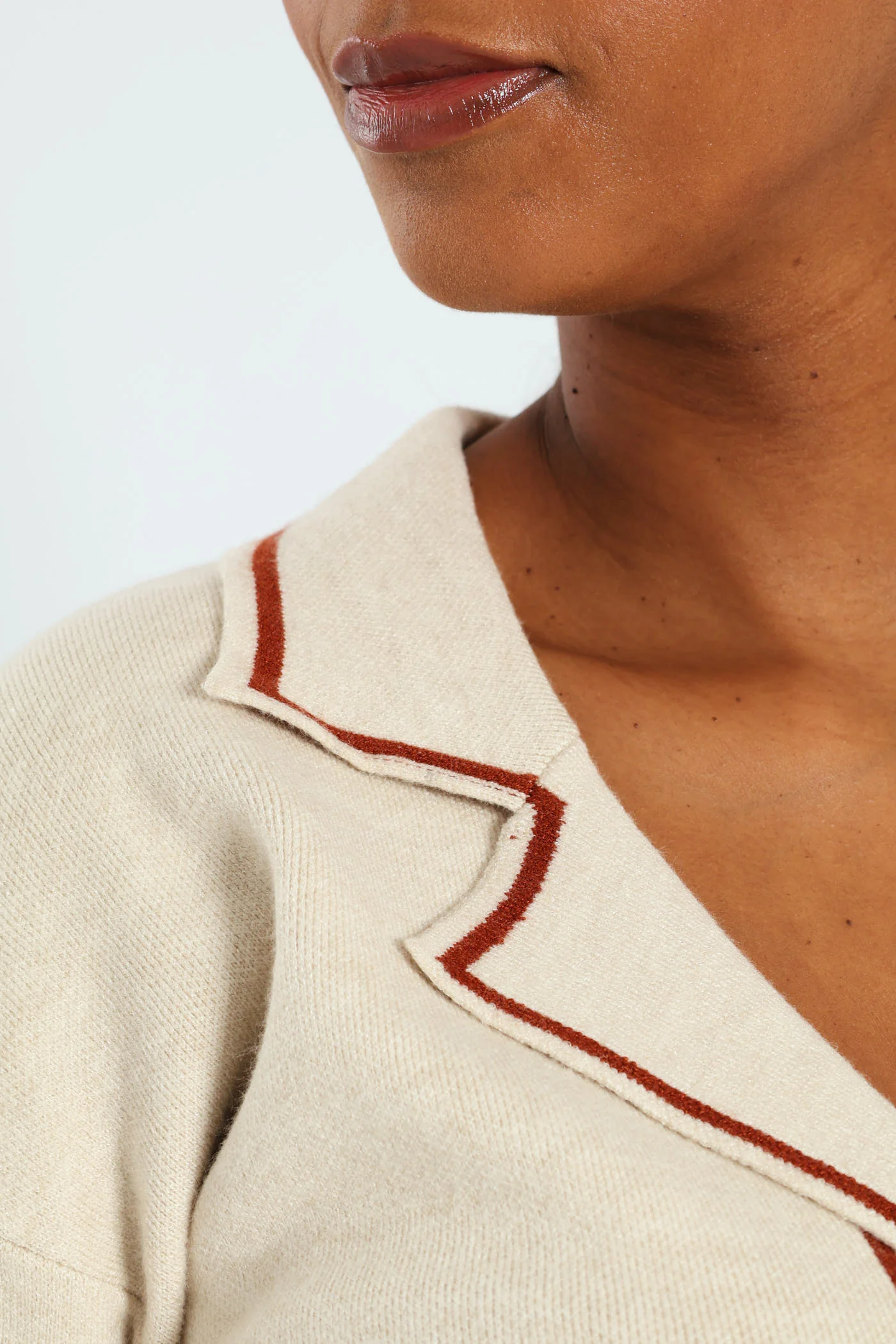 Contrast Styled Cardigan - Cream - Image 5