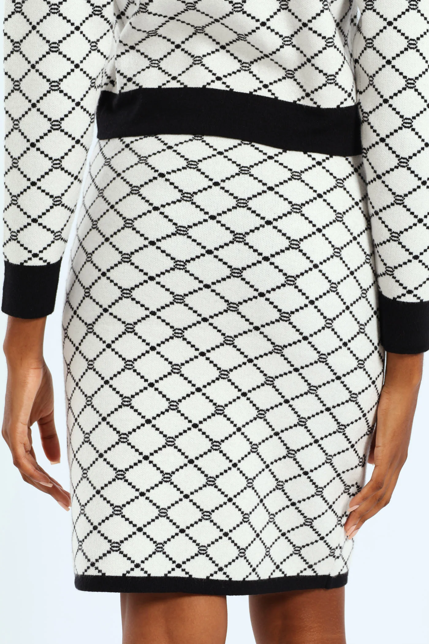 Contrast Tipped Styled Knitwear Skirt - Cream - Image 4