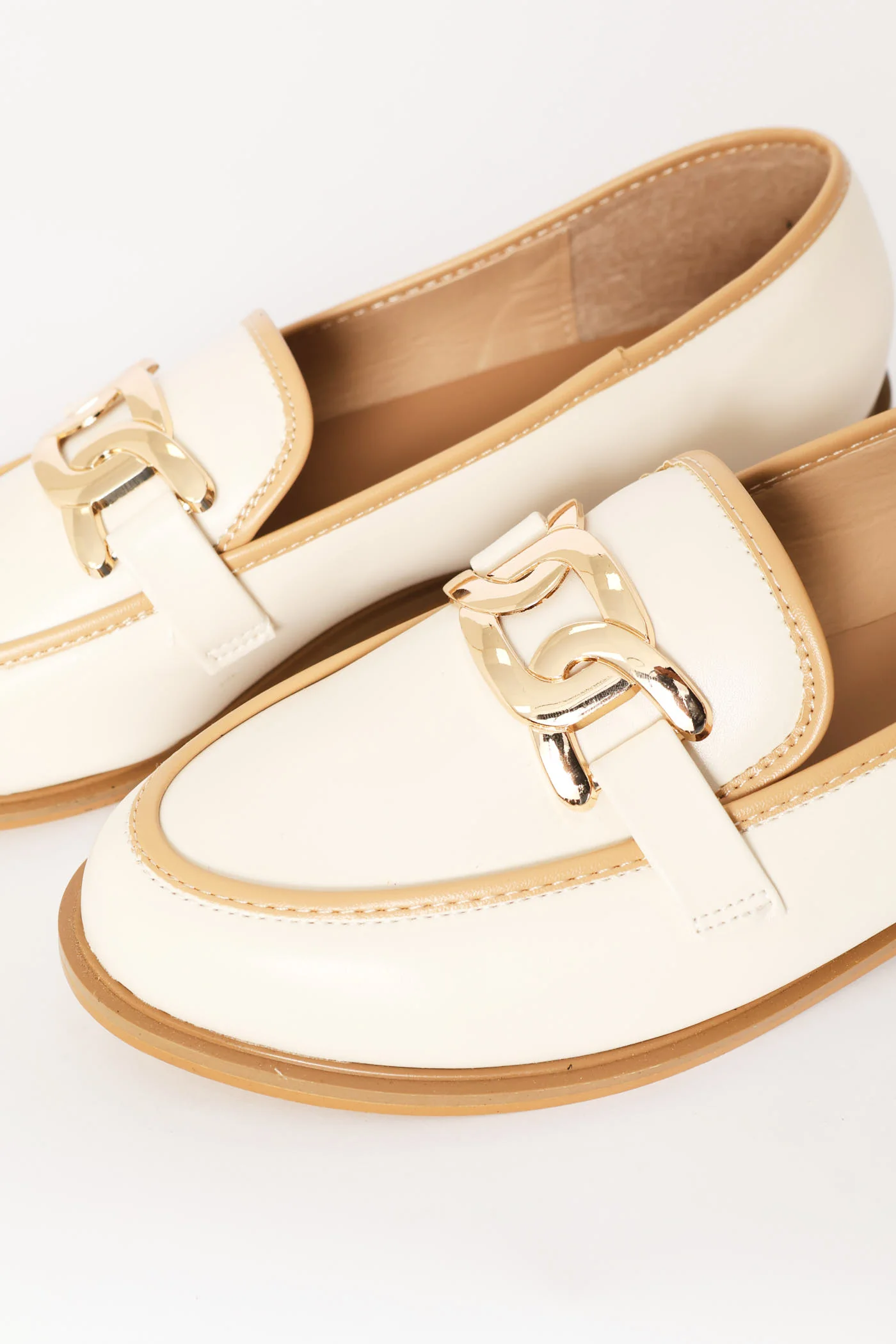 Contrast Tipping Loafer With Trim - Off White - Image 4
