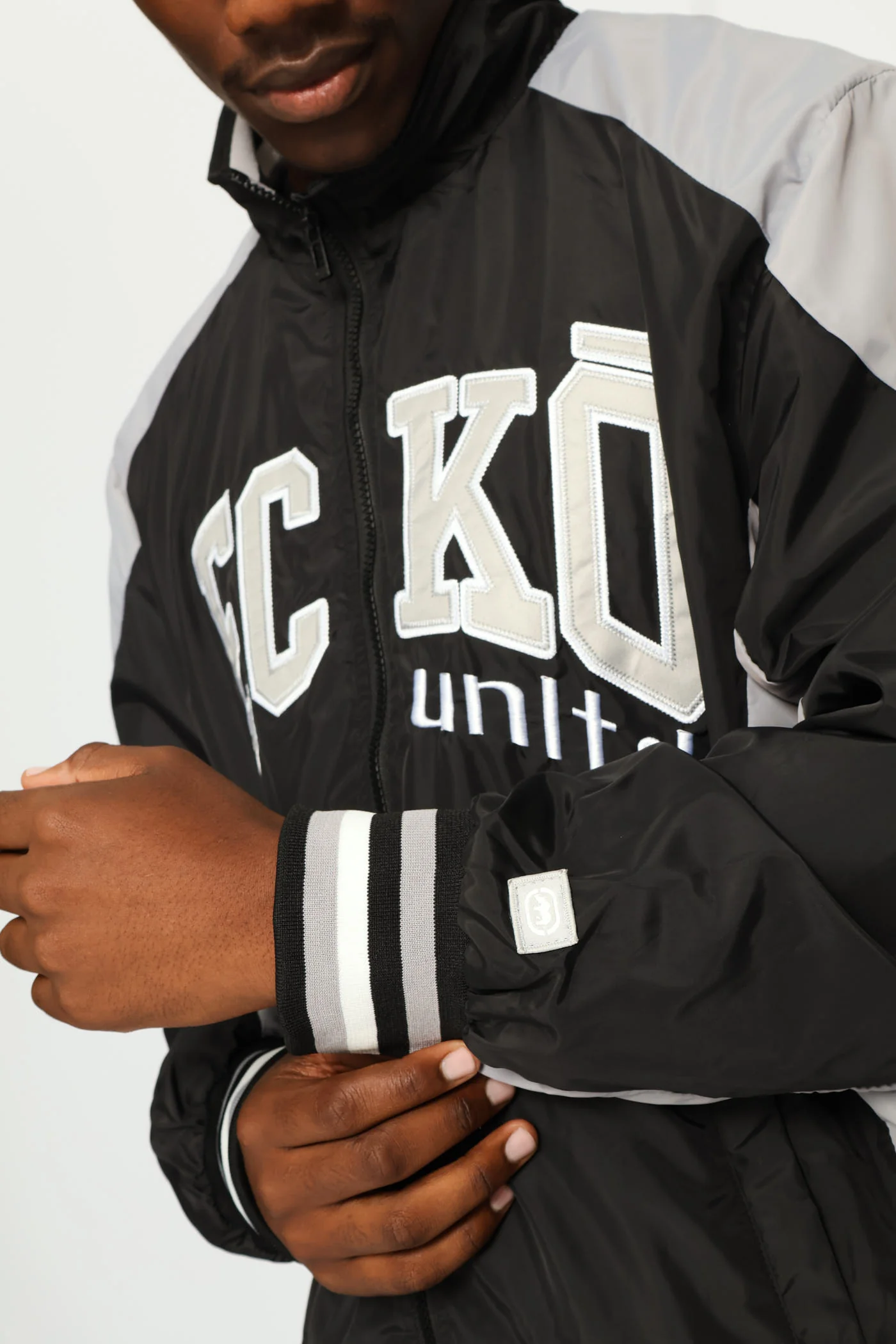 Contrast Tracktop - Black/Grey - Image 2