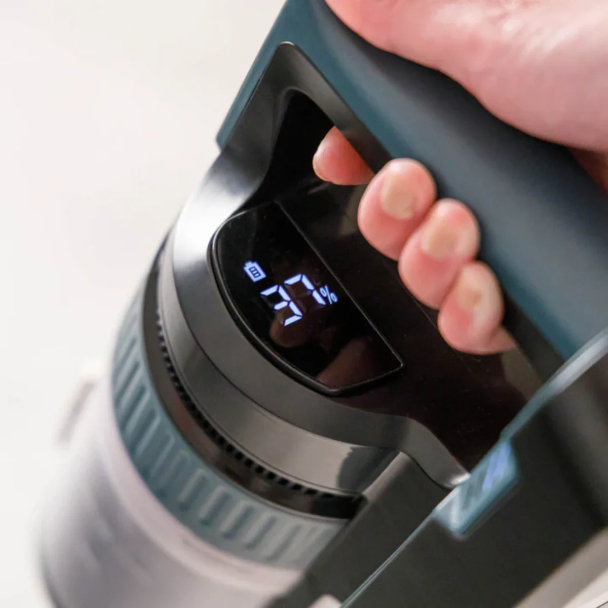 Cordless Rechargeable Plastic Vacuum Cleaner - Black - Image 6