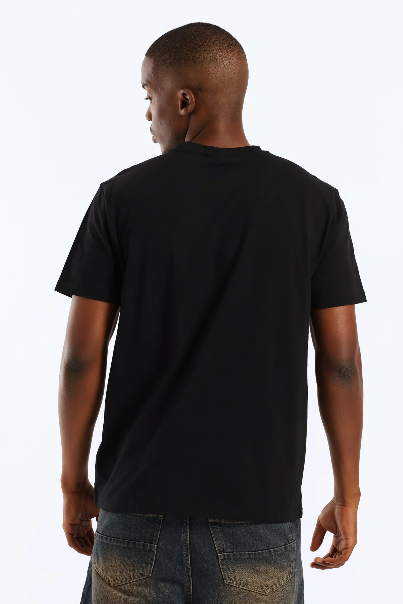 Corrado Tee - Black - Image 4