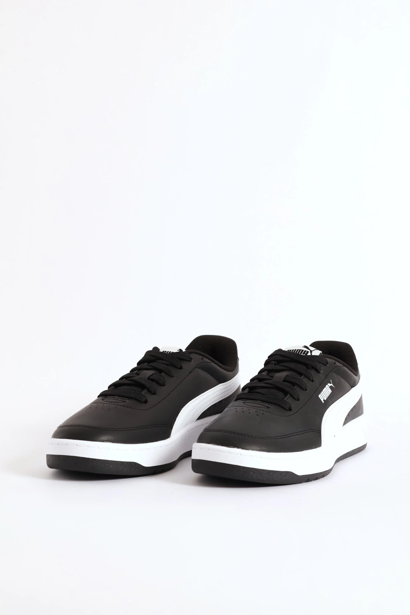 Court Classic Clean Sneaker - Black - Image 3