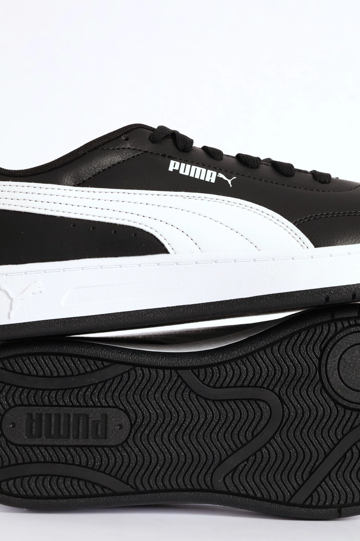 Court Classic Clean Sneaker - Black - Image 6