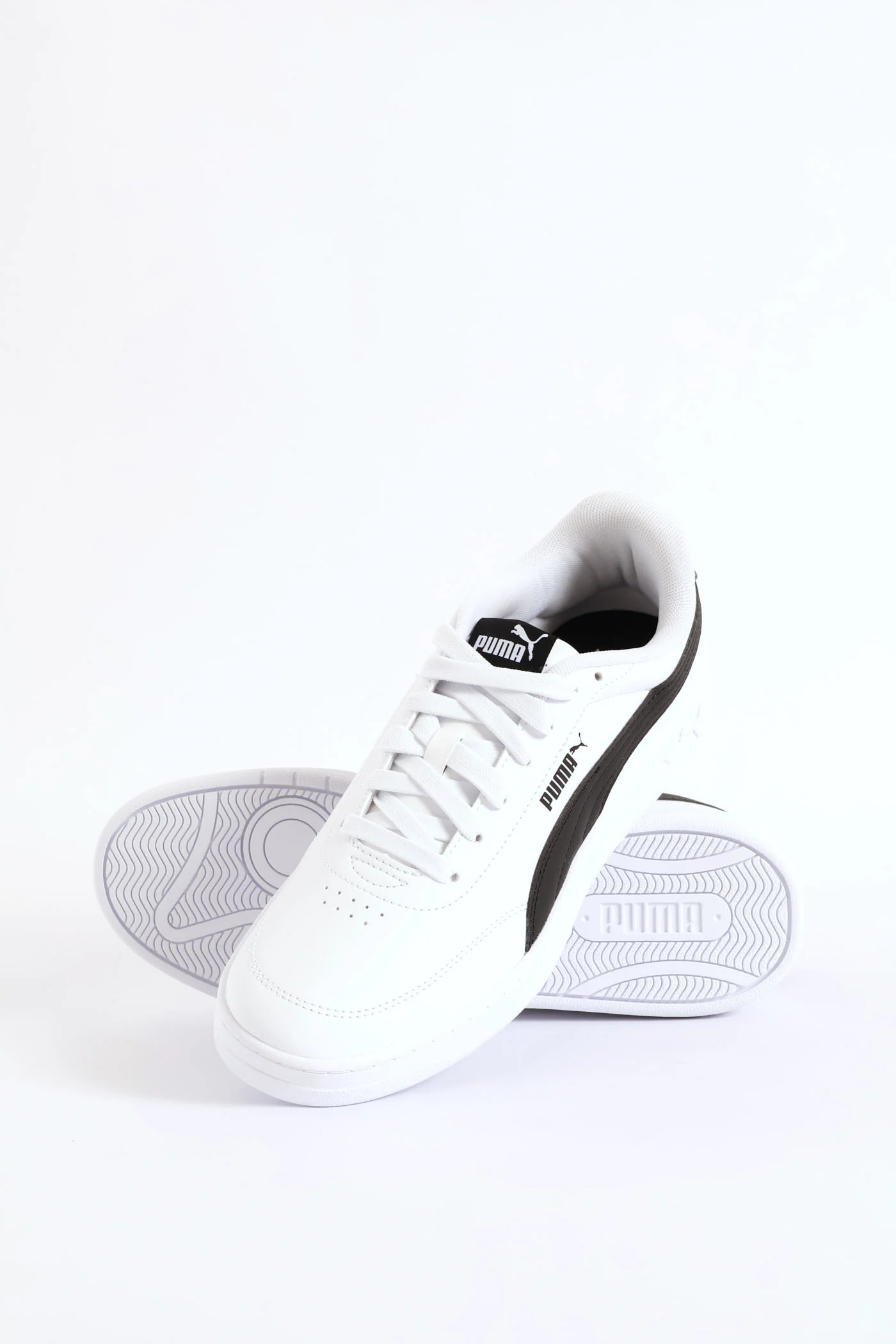 Court Classic Clean Sneaker - White/Black - Image 4