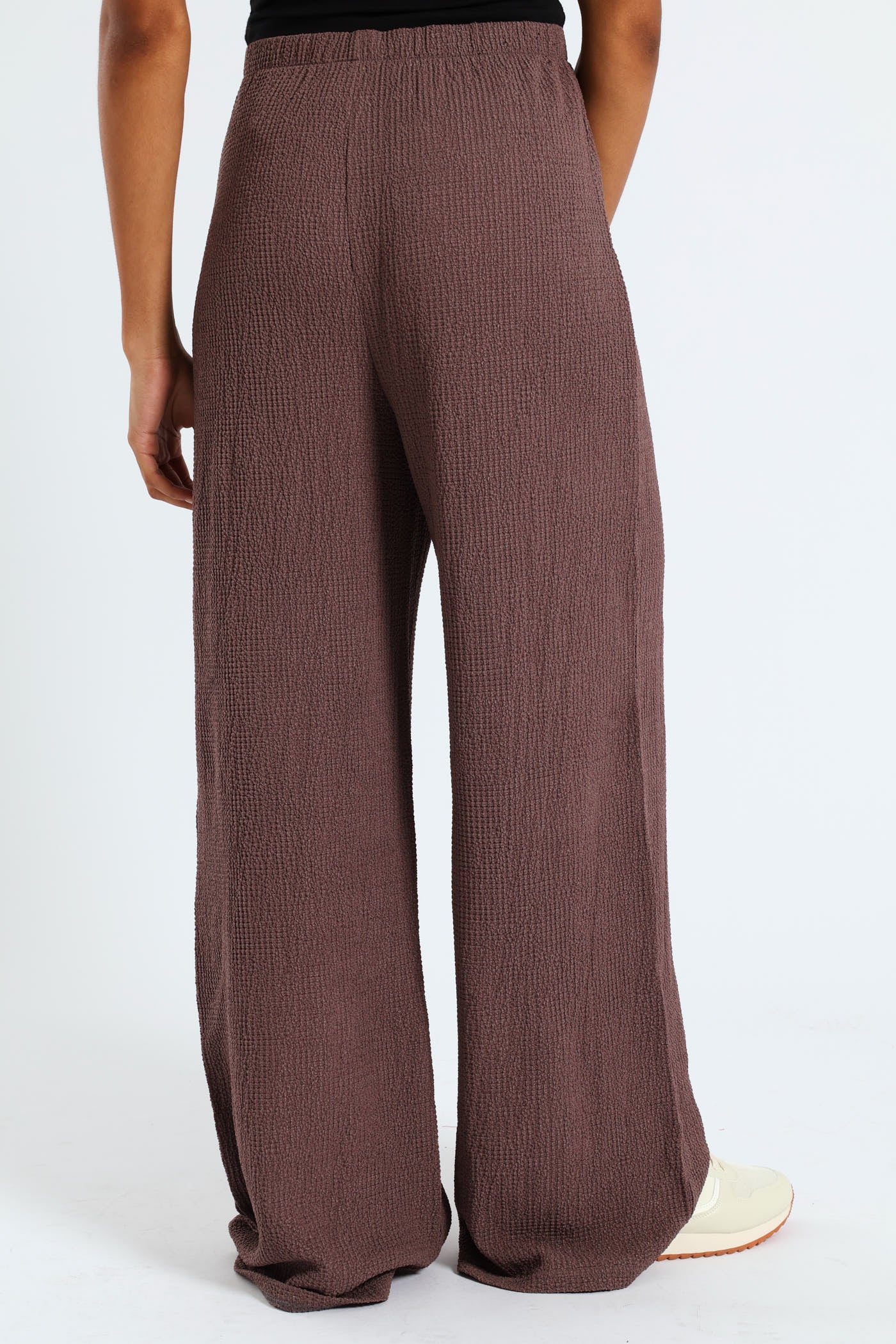 Crinkle Knit Wide Leg Pants - Taupe - Image 4