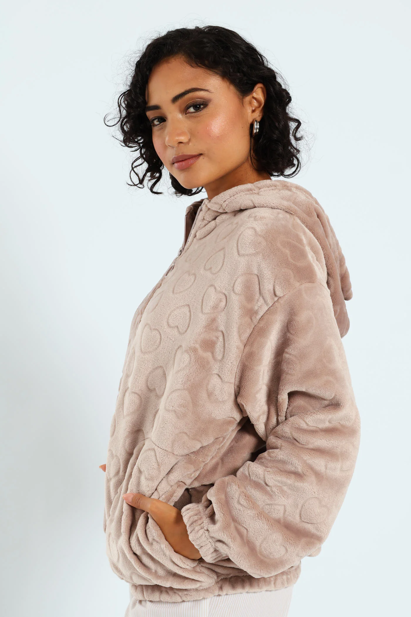 Crop Zip-Through Hearts Snuggie - Light Brown - Image 4
