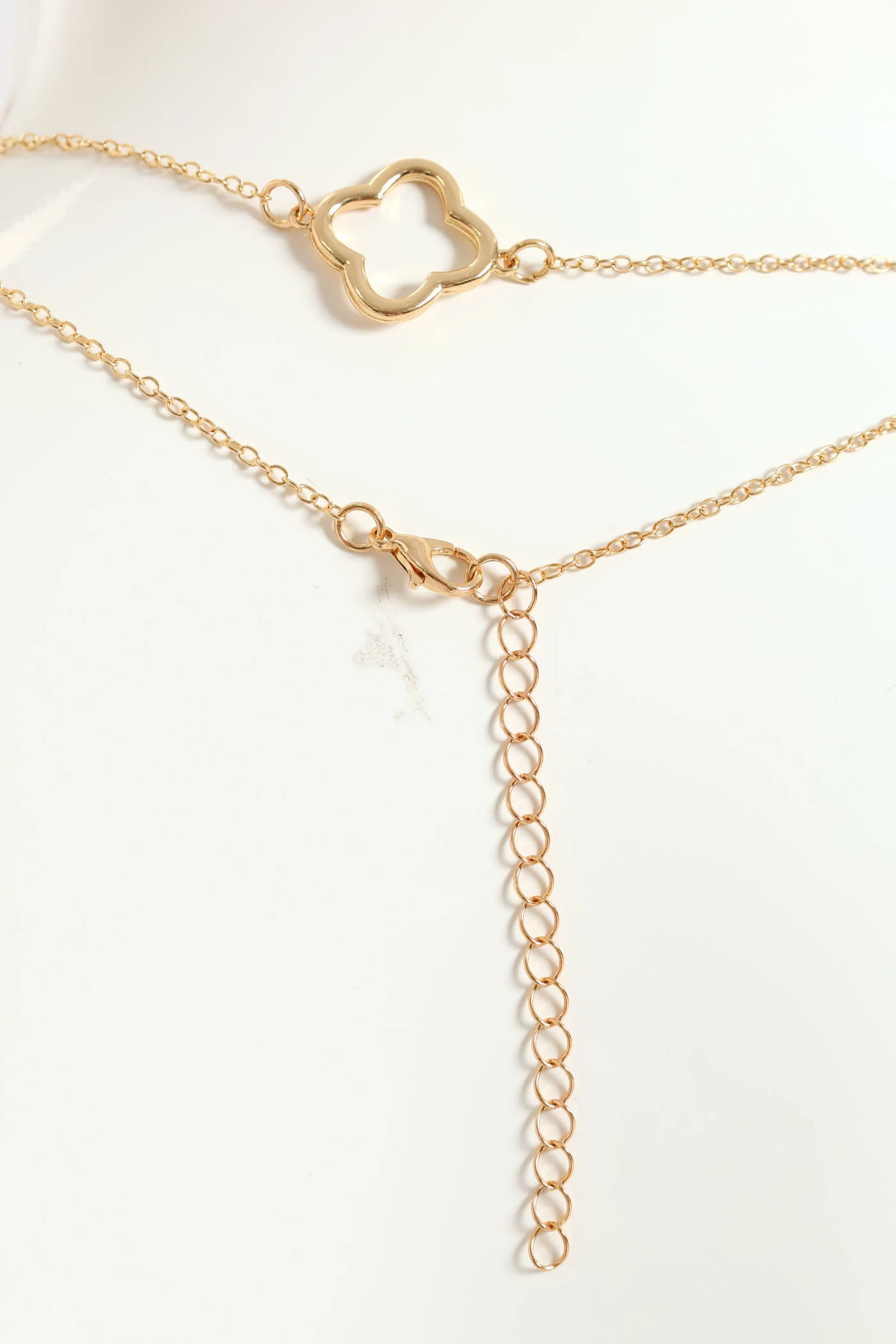 Cutout Clover Long Statement Necklace - Gold - Image 3