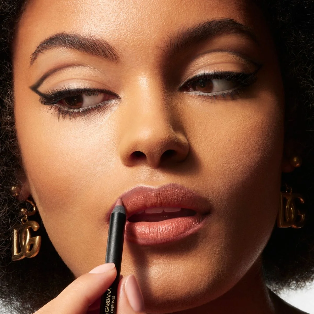 My Lip Overliner Easy Glide Sculpting Pencil 1.2 g - Image 3