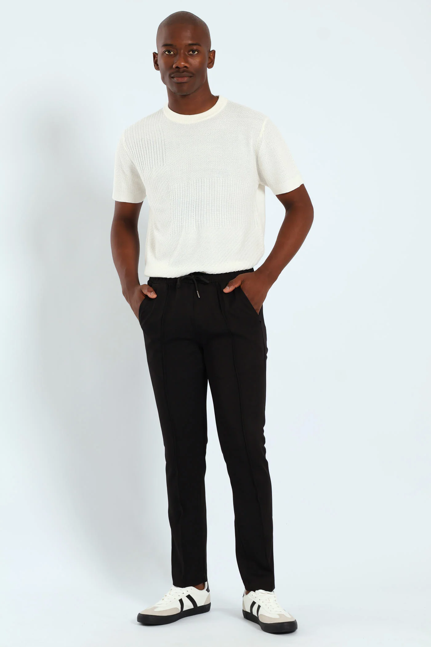 Smart Jogger - Black - Image 2