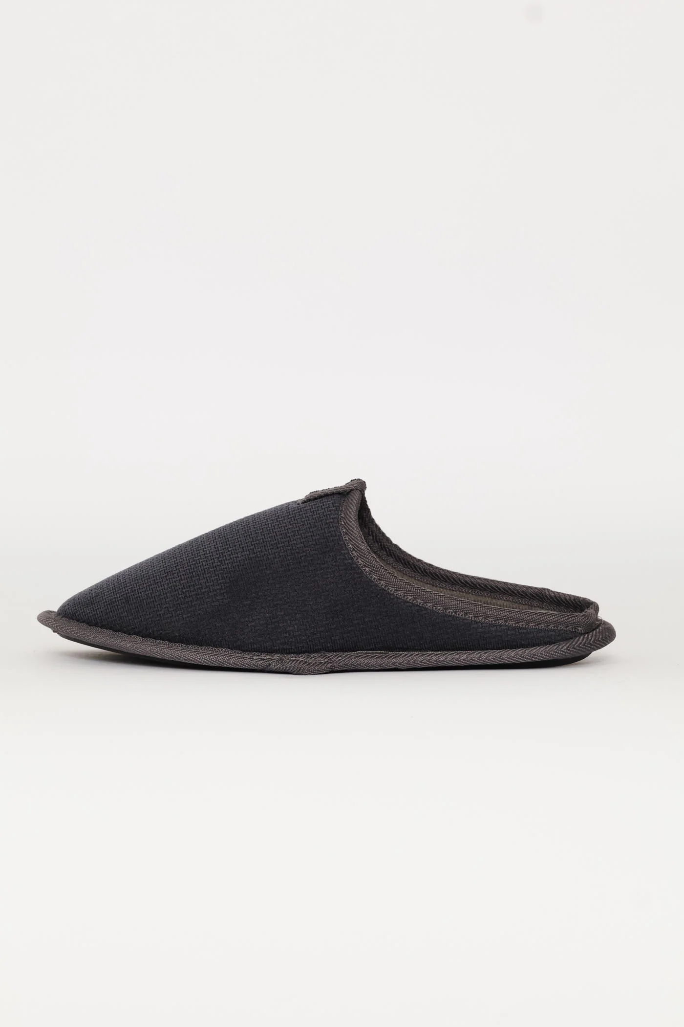 Diamond Embossed Check Footbed Slippers - Grey - Image 4