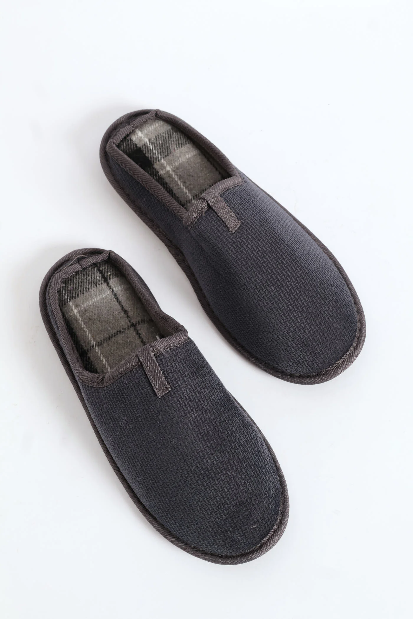 Diamond Embossed Check Footbed Slippers - Grey - Image 7