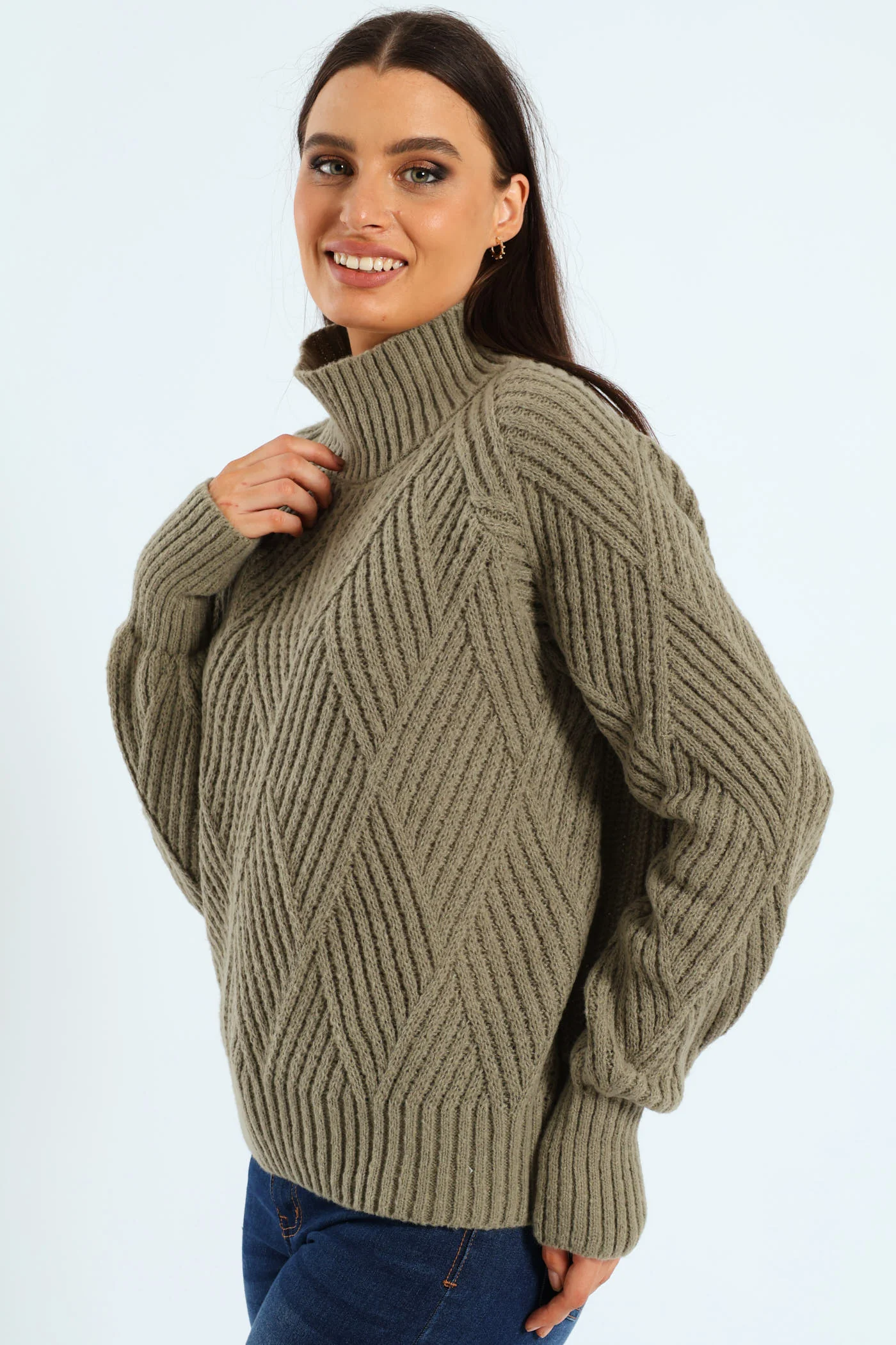Heavy Yarn Knitwear Diamond Turtleneck - Light Fatigue - Image 4